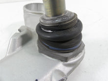 Load image into Gallery viewer, 2012 BMW R1200 GS K255 Adventure Lower Triple Tree Clamp - Read 31427664962
