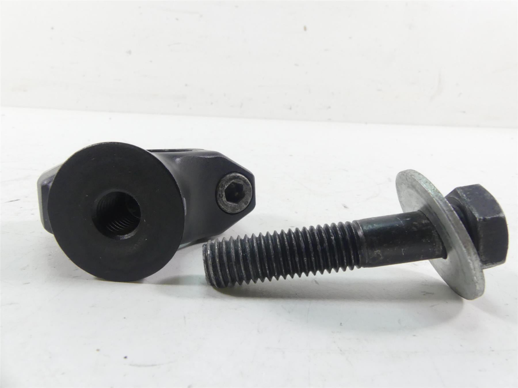2013 Victory Cross Country Handlebar Holder Riser Clamp Mount Set 5136703 {{ shop.shopifyCountryName }} - Mototech271