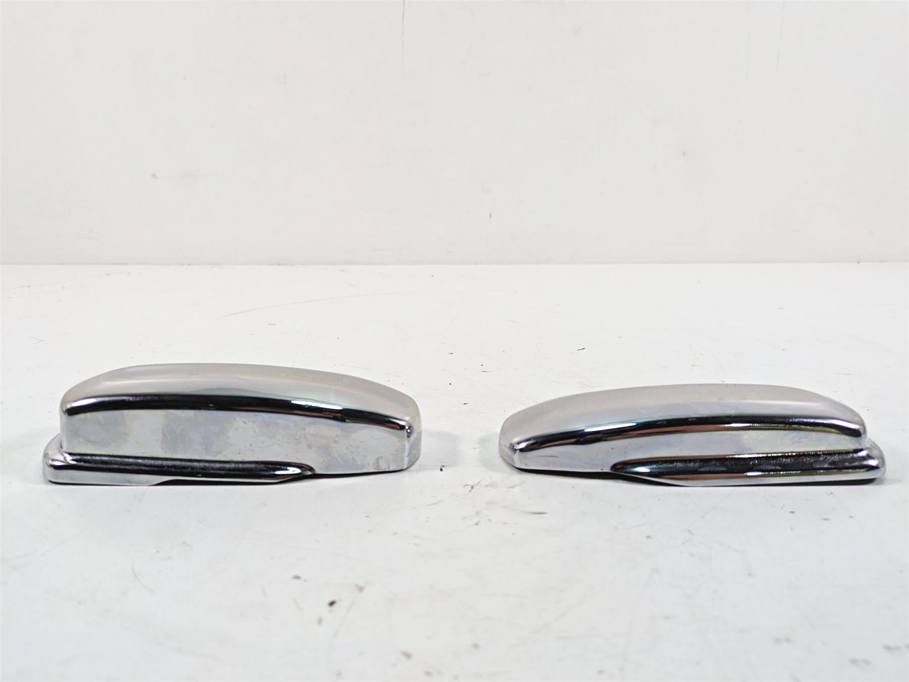 2009 Harley Dyna FXDFSE CVO Fat Bob Low Profile Rear Axel Cover Set 47645-09