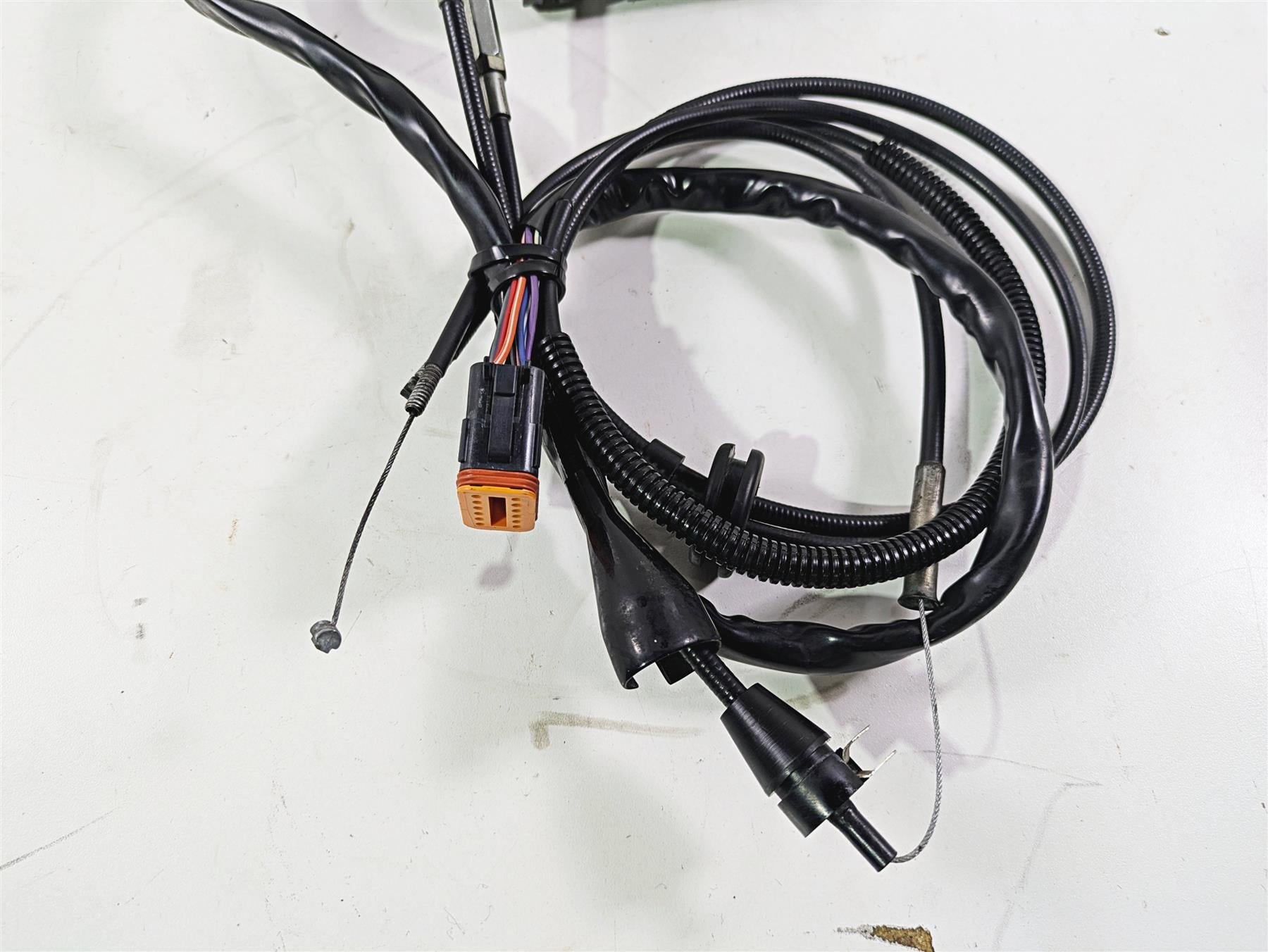 1999 Harley Touring FLHTCUI E-Glide Right Hand Control Switch Cruise 71684-06A {{ shop.shopifyCountryName }} - Mototech271