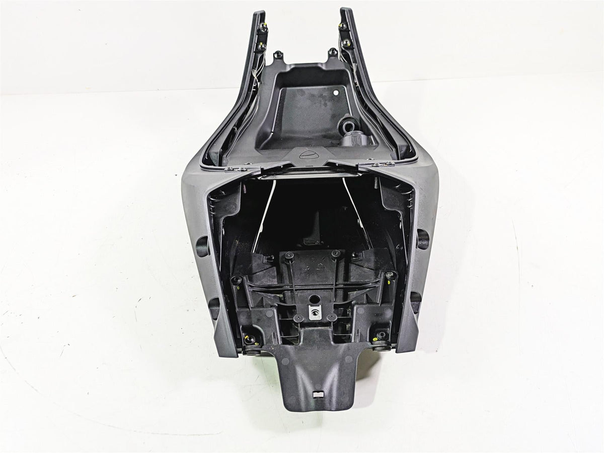 2023 Ducati Monster 937 SP Rear Left Right Subframe Set L 46910422B R 46910432B {{ shop.shopifyCountryName }} - Mototech271