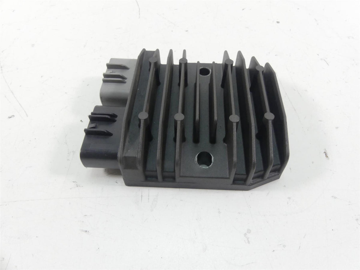 2006 Yamaha Roadliner XV1900 Rectifier Voltage Regulator FH012AA 1D7-81960-00-00 {{ shop.shopifyCountryName }} - Mototech271