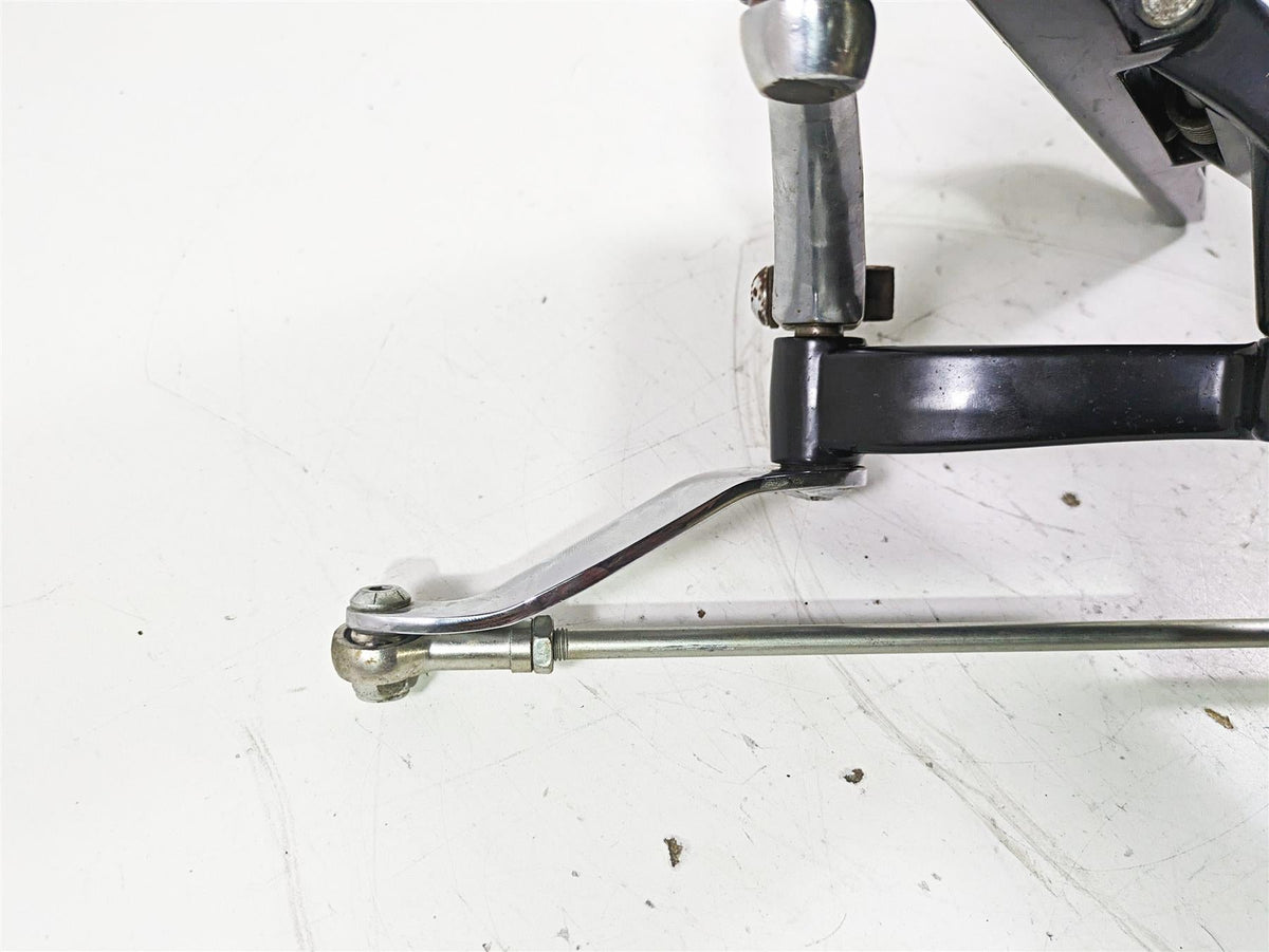 2021 Harley Softail FLSL Slim Left Floorboard & Shifter Pedal 50500738 33895-82E {{ shop.shopifyCountryName }} - Mototech271