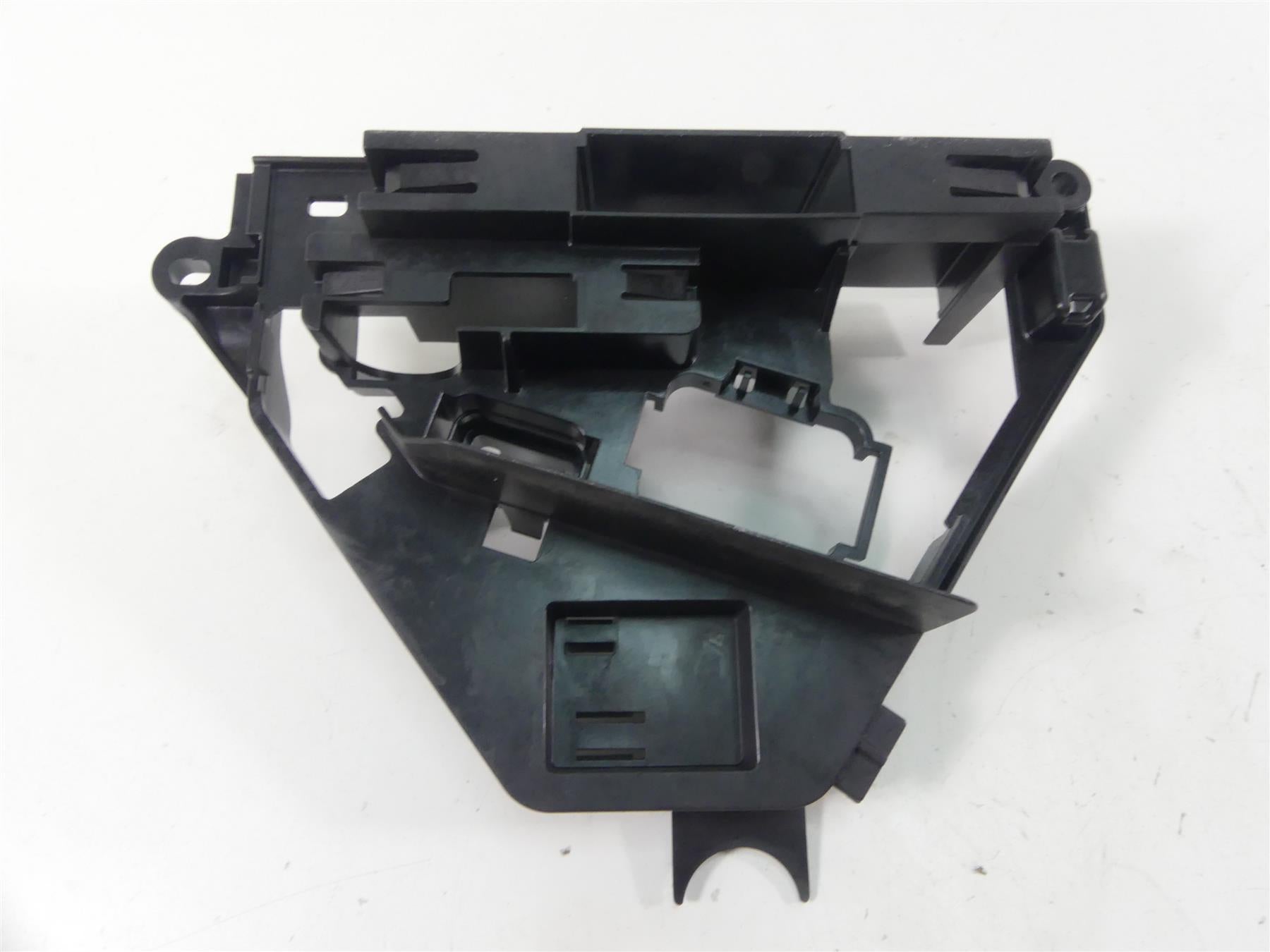 2014 Harley Touring FLHTK Electra Glide Electrical Parts Carrier Mount 66000010A {{ shop.shopifyCountryName }} - Mototech271