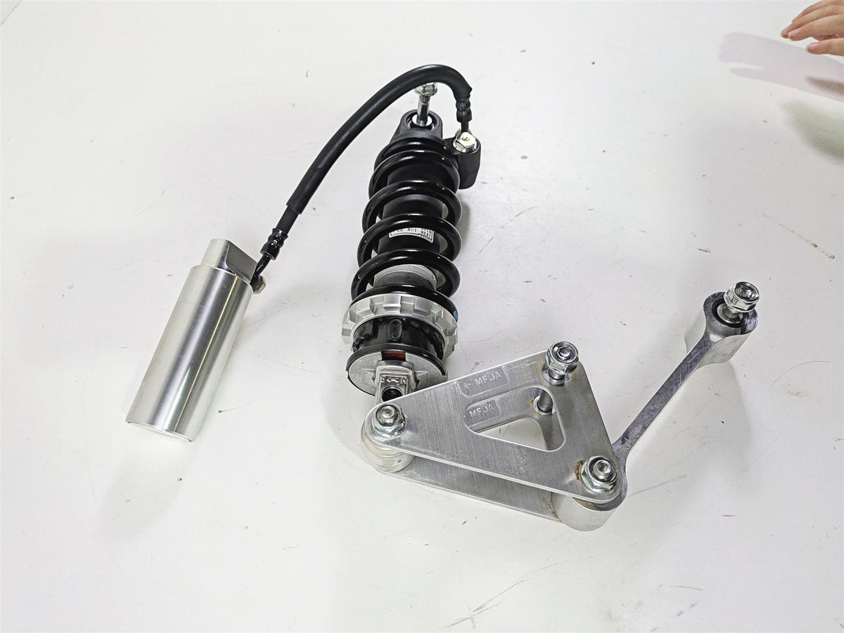 2025 Honda CBR600RR Straight Rear Suspension Shock Damper 52400-MJC-L11 {{ shop.shopifyCountryName }} - Mototech271