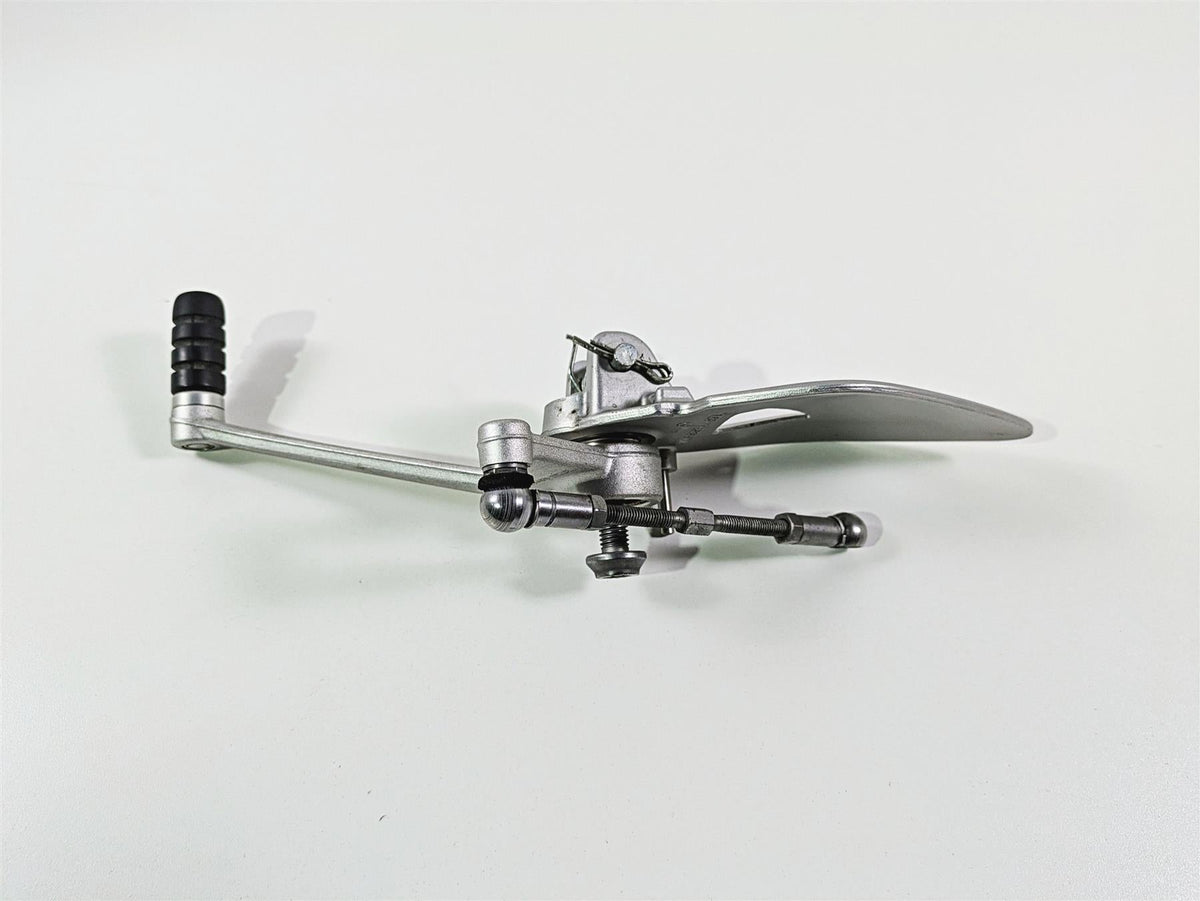 2019 BMW R1250RT K52 Shifter + Footpeg Mount 46718560382 35218534746 {{ shop.shopifyCountryName }} - Mototech271