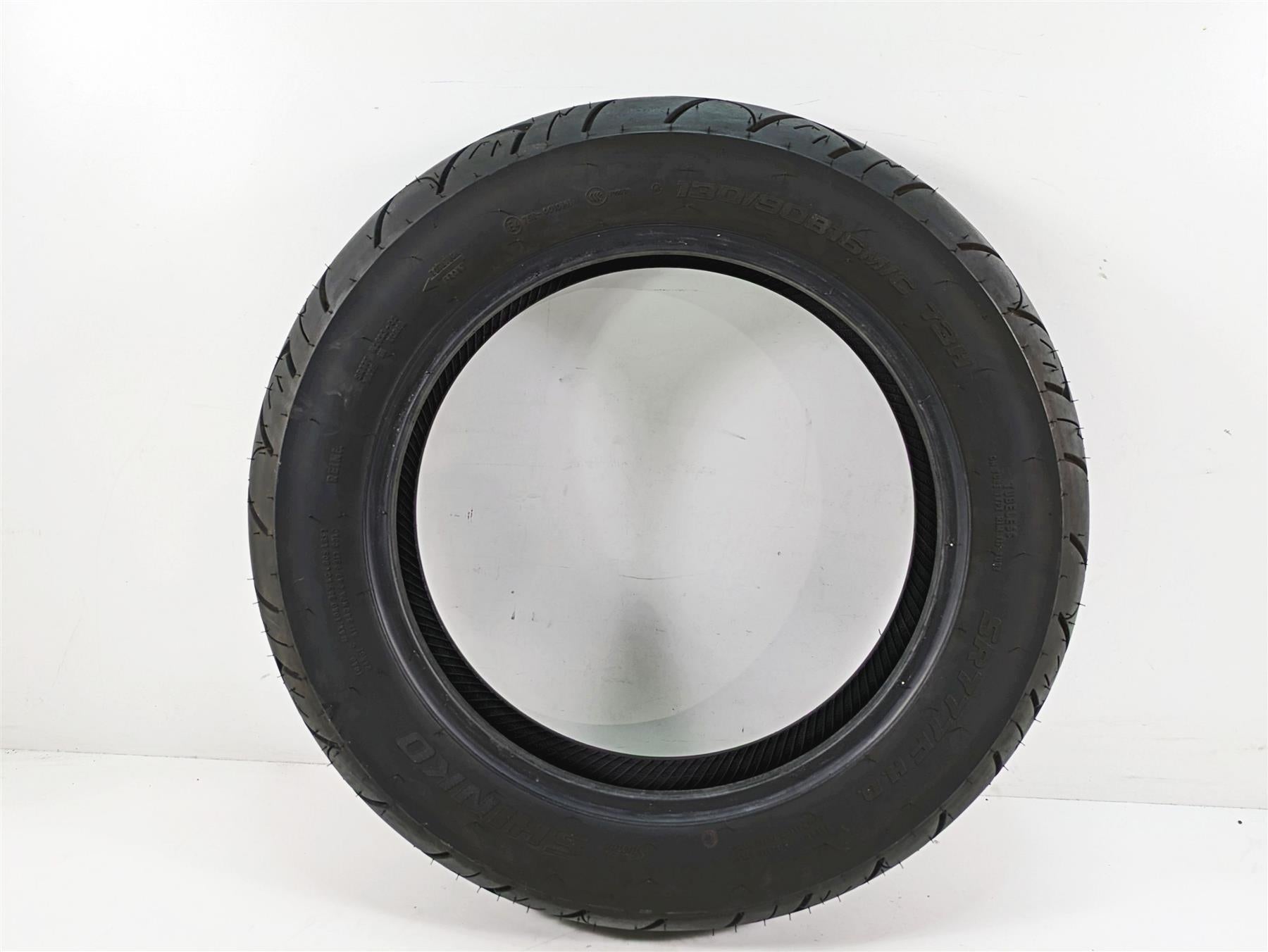 2005 Harley Touring FLHTCUI Electra Glide Used Motorcycle Front Tire Shinko SR777F 130/90/16 87-4585 {{ shop.shopifyCountryName }} - Mototech271