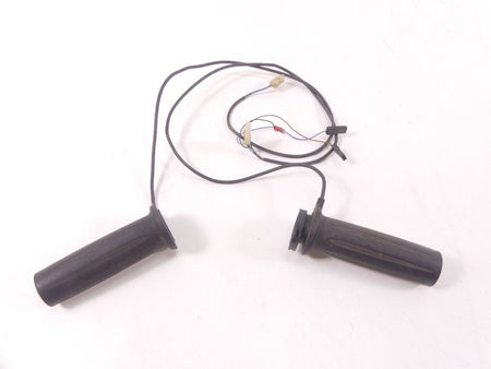 2009 Victory Vision Tour Left Right Heated Handlebar Grip Set 5413494 5413493 {{ shop.shopifyCountryName }} - Mototech271