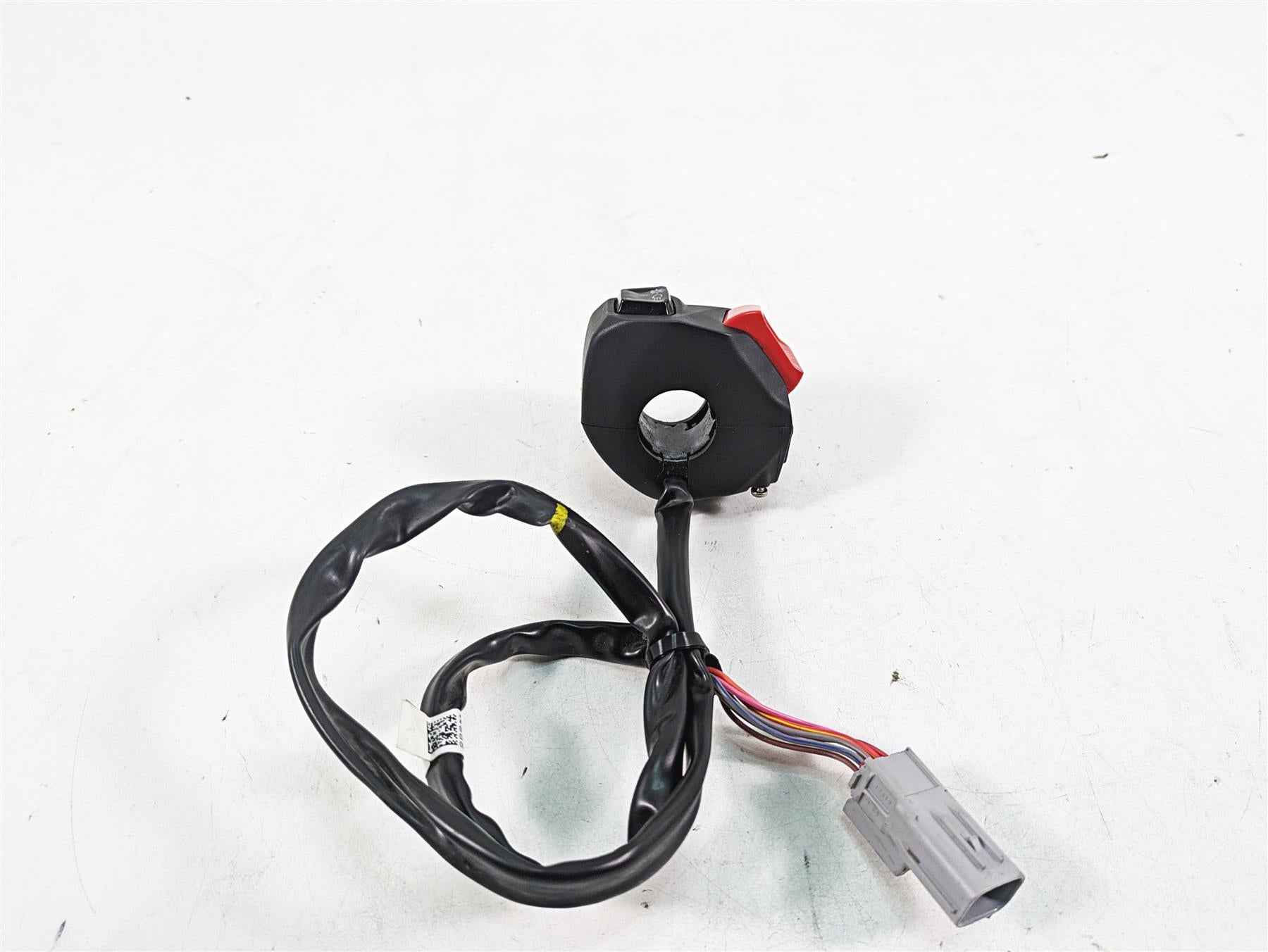 2021 Aprilia RS660 Right Hand Start Stop Control Switch 2D000550 {{ shop.shopifyCountryName }} - Mototech271