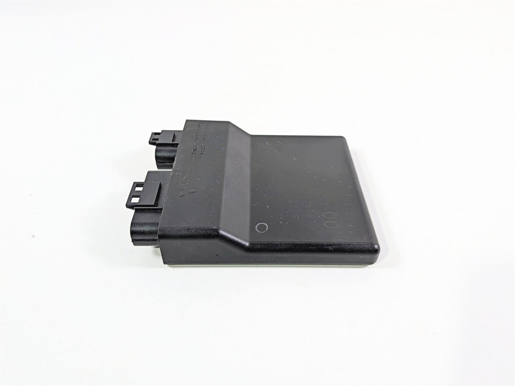 2012 Yamaha XV1900 Raider S Ecm Ecu Cdi Engine Control Module 30B-8591A-00-00 {{ shop.shopifyCountryName }} - Mototech271