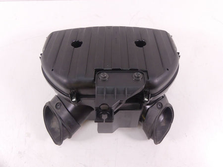 2018 Suzuki GSXR750 Air Box Filter Breather Cleaner 13720-14J00 {{ shop.shopifyCountryName }} - Mototech271
