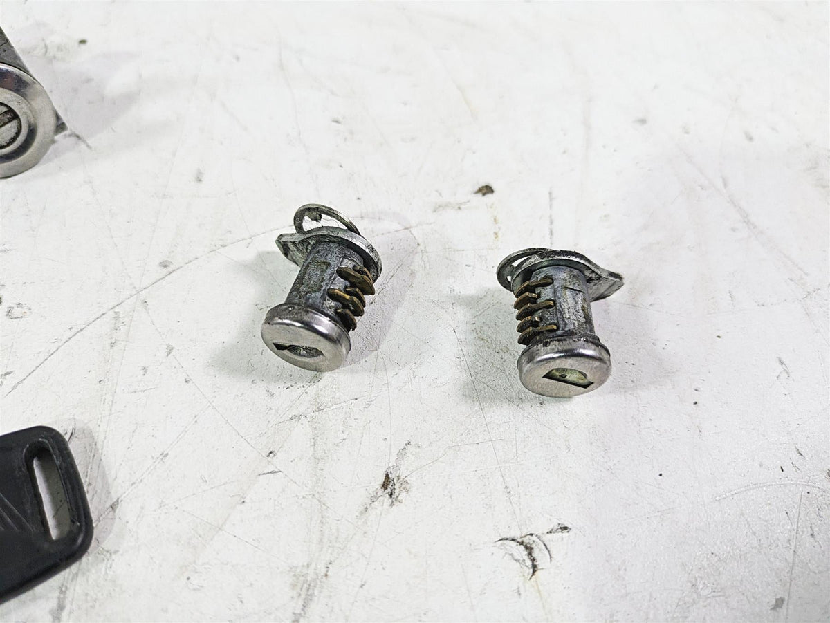 1998 Honda GL1500 Valkyrie Tour Ignition Switch Key Lock Set 35010-MZ0-700 {{ shop.shopifyCountryName }} - Mototech271