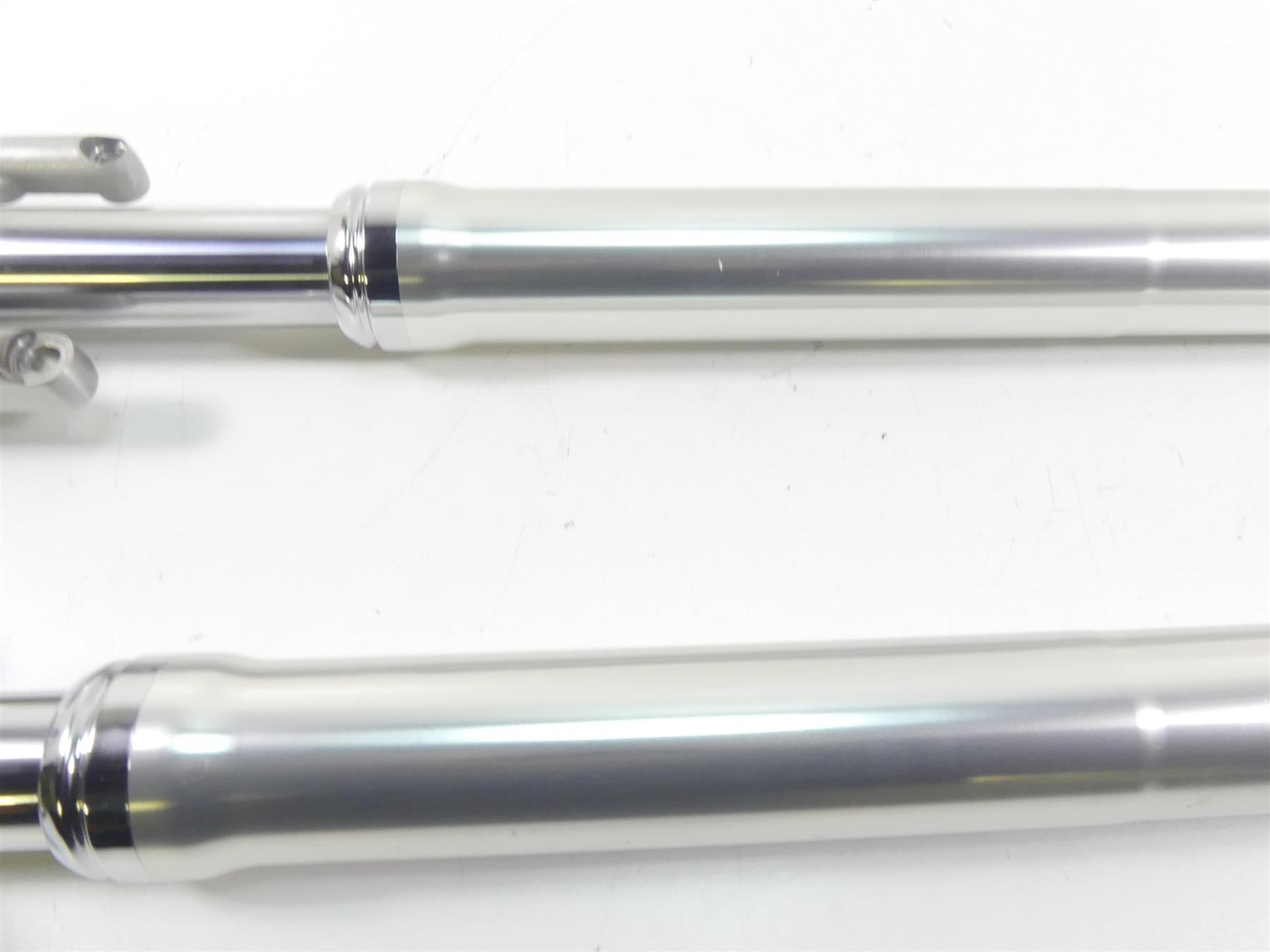 2011 Harley VRSCF Muscle Rod Straight Showa Front Fork Leg Set 48700-09 48701-09 {{ shop.shopifyCountryName }} - Mototech271
