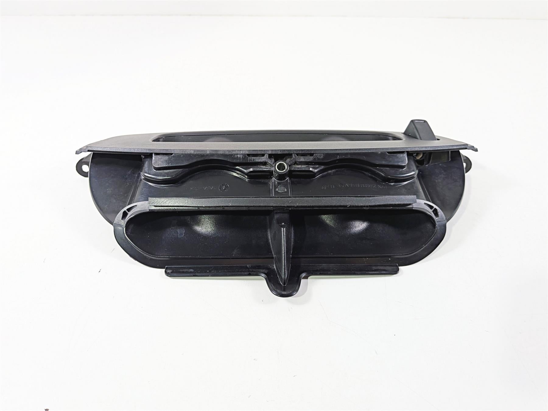 2018 Harley Touring FLHTCU Electra Glide Front Fairing Air Duct Inlet Vent 29200038-Mototech271