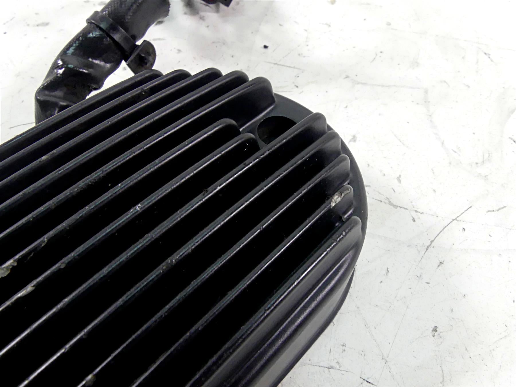 2006 Harley Softail FXSTSI Springer Rectifier Voltage Regulator 74540-01 {{ shop.shopifyCountryName }} - Mototech271