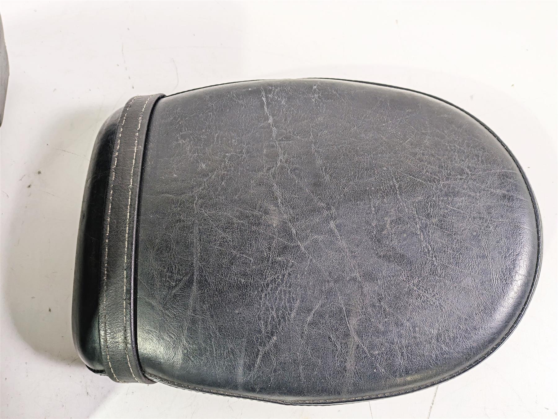 2007 Yamaha XVS1300 V-Star Tour Front Rear Seat Saddle Set -Read 3D8-24710-00-00 {{ shop.shopifyCountryName }} - Mototech271