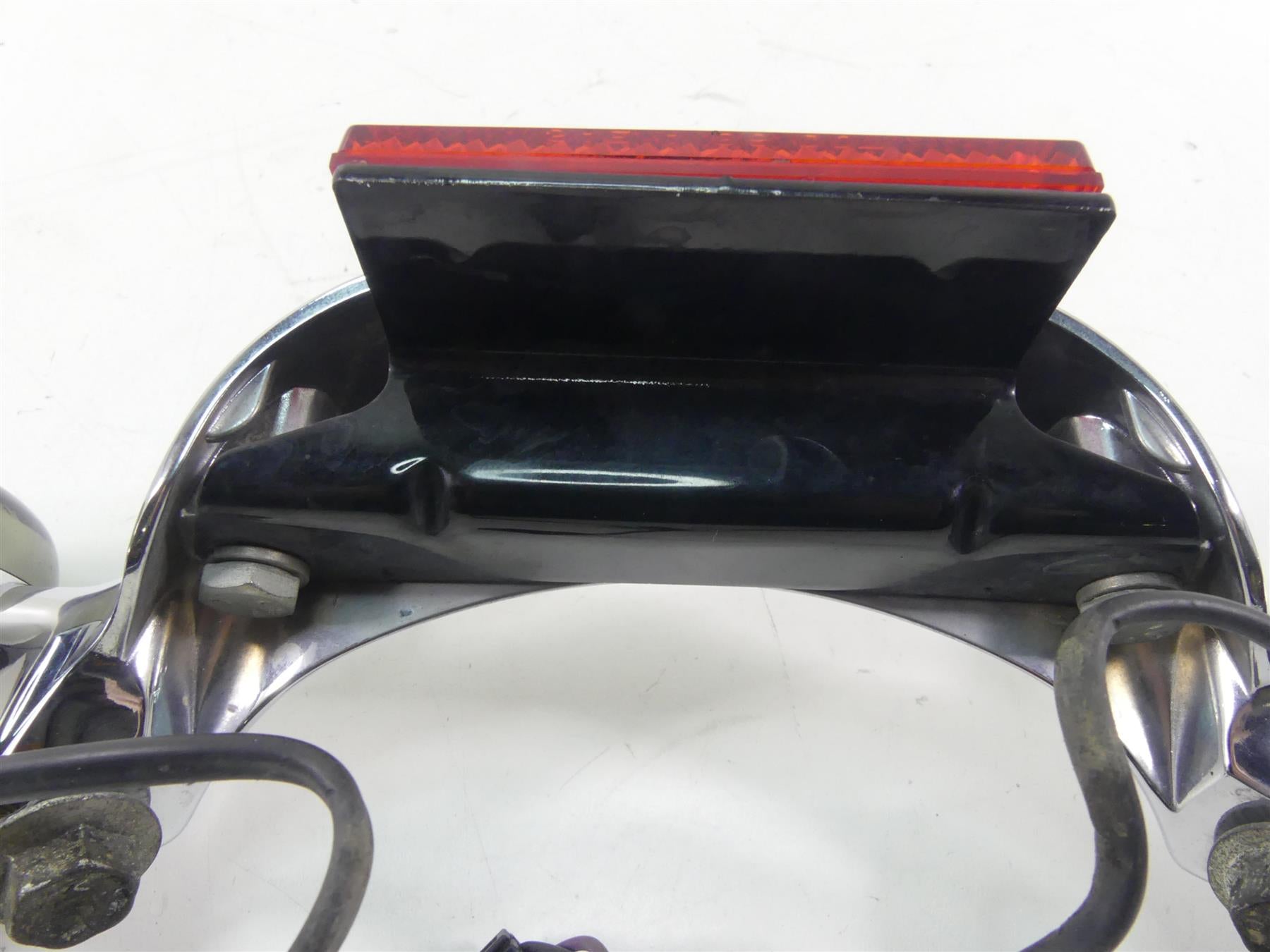 2009 Harley FLHTCU SE4 CVO E-Glide Rear Led Turn Signal Blinker Bar 69824-09 {{ shop.shopifyCountryName }} - Mototech271