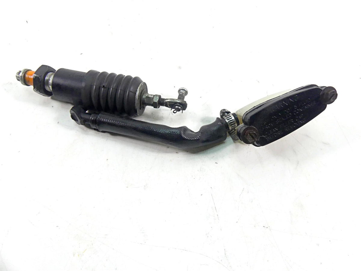 2005 Harley VRSCSE CVO V-Rod Rear Brake Master Cylinder -Tested 42585-01A {{ shop.shopifyCountryName }} - Mototech271
