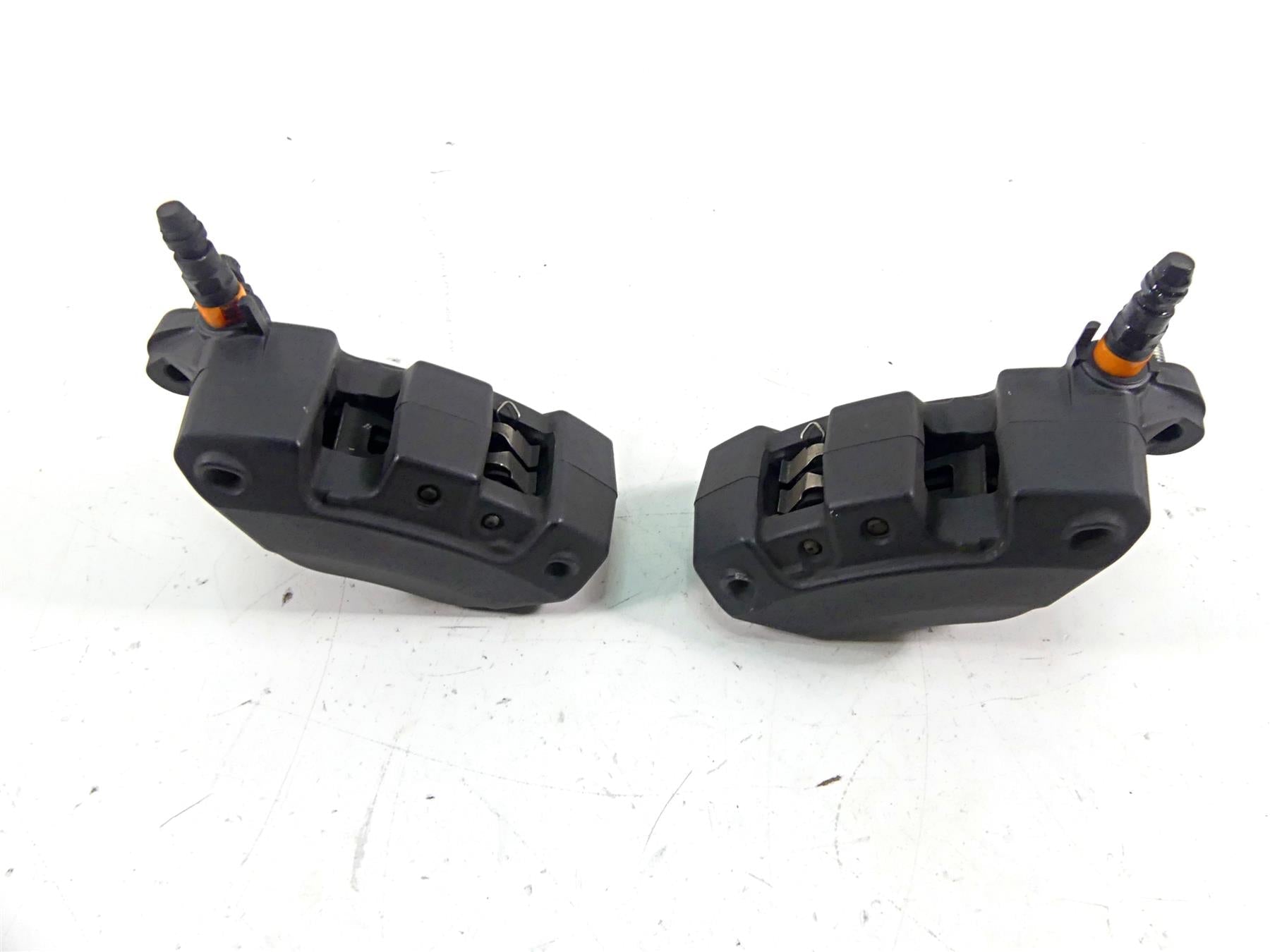 2015 Harley Davidson VRSCDX Night Rod Sp Front Brake Caliper Set 44731-08 {{ shop.shopifyCountryName }} - Mototech271