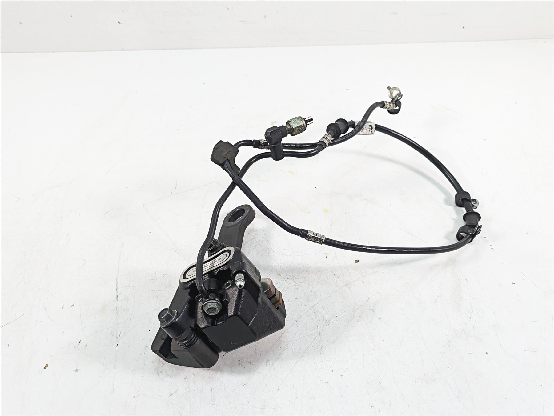 2020 Harley Softail FXBB Street Bob Rear Brake Caliper & Bracket 41300192 {{ shop.shopifyCountryName }} - Mototech271