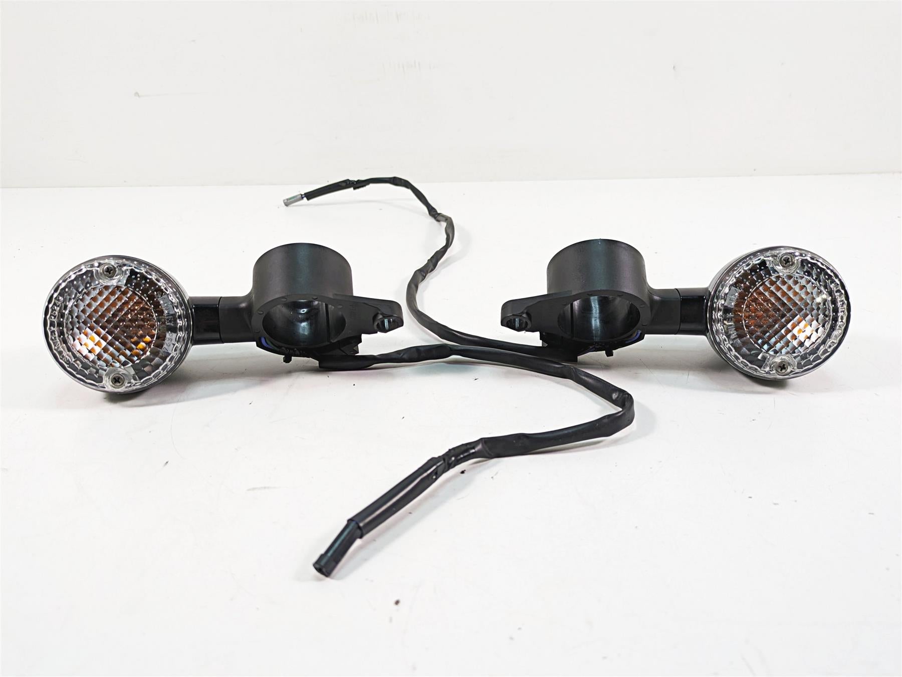 2009 Yamaha XV1900 Raider Front Blinker Turn Signal Set 46mm Clamps 5C7-83310-10