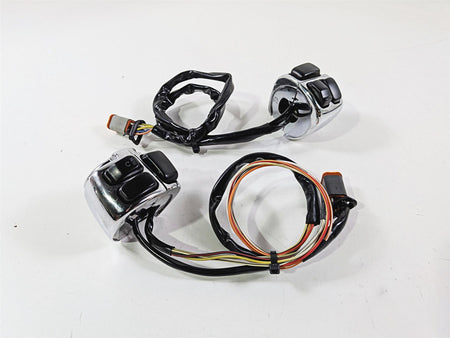 2005 Harley Softail FLSTFSE CVO Fat Boy Left right Hand Control Switch 71682-06A-Mototech271