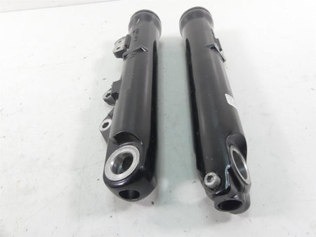 2019 Harley Softail FXBB Street Bob Showa Front Fork Lower Tubes Slider 45500488 {{ shop.shopifyCountryName }} - Mototech271