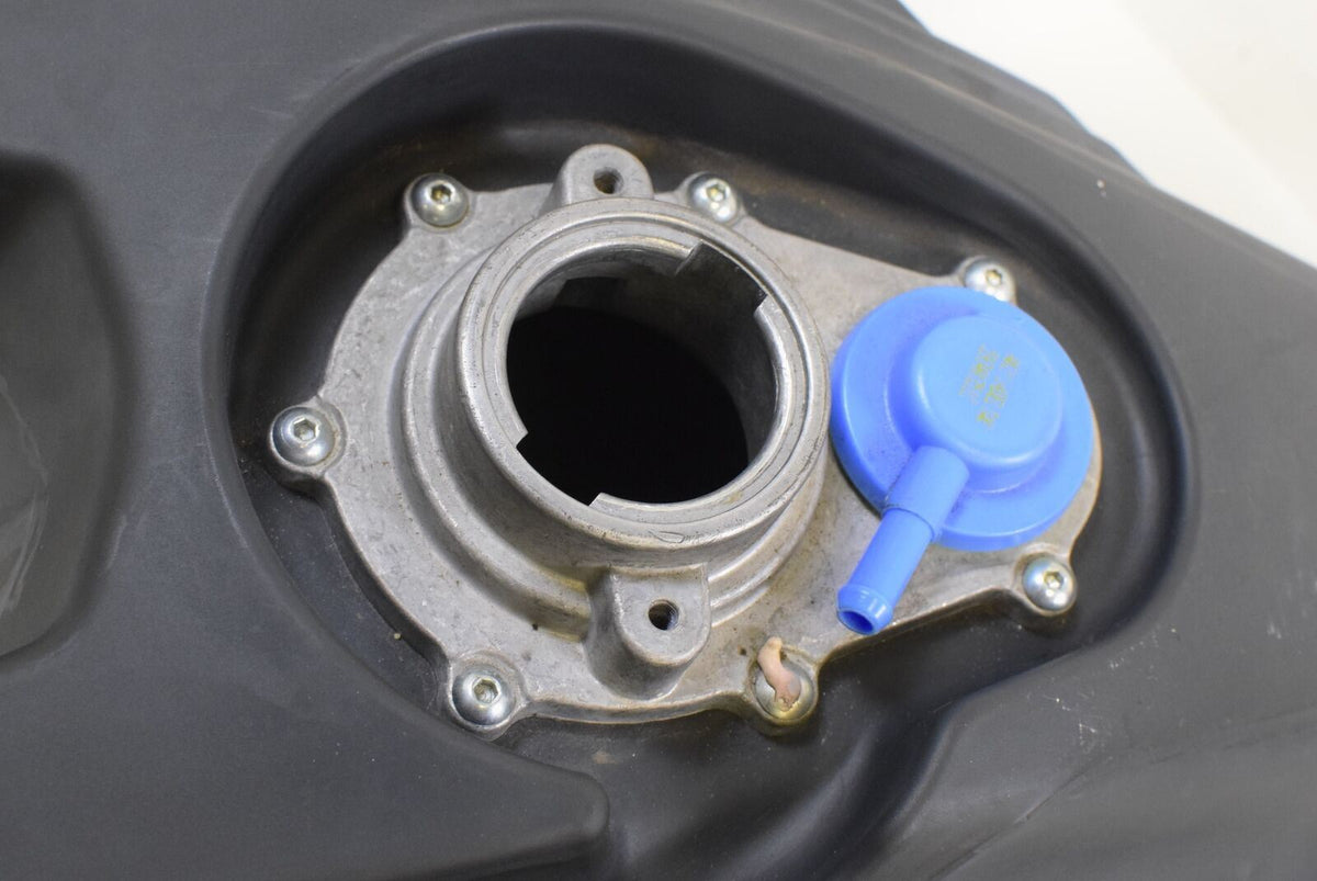 2015 Ducati Hypermotard 821 SP Fuel Gas Petrol Tank Reservoir NICE 58611981A {{ shop.shopifyCountryName }} - Mototech271