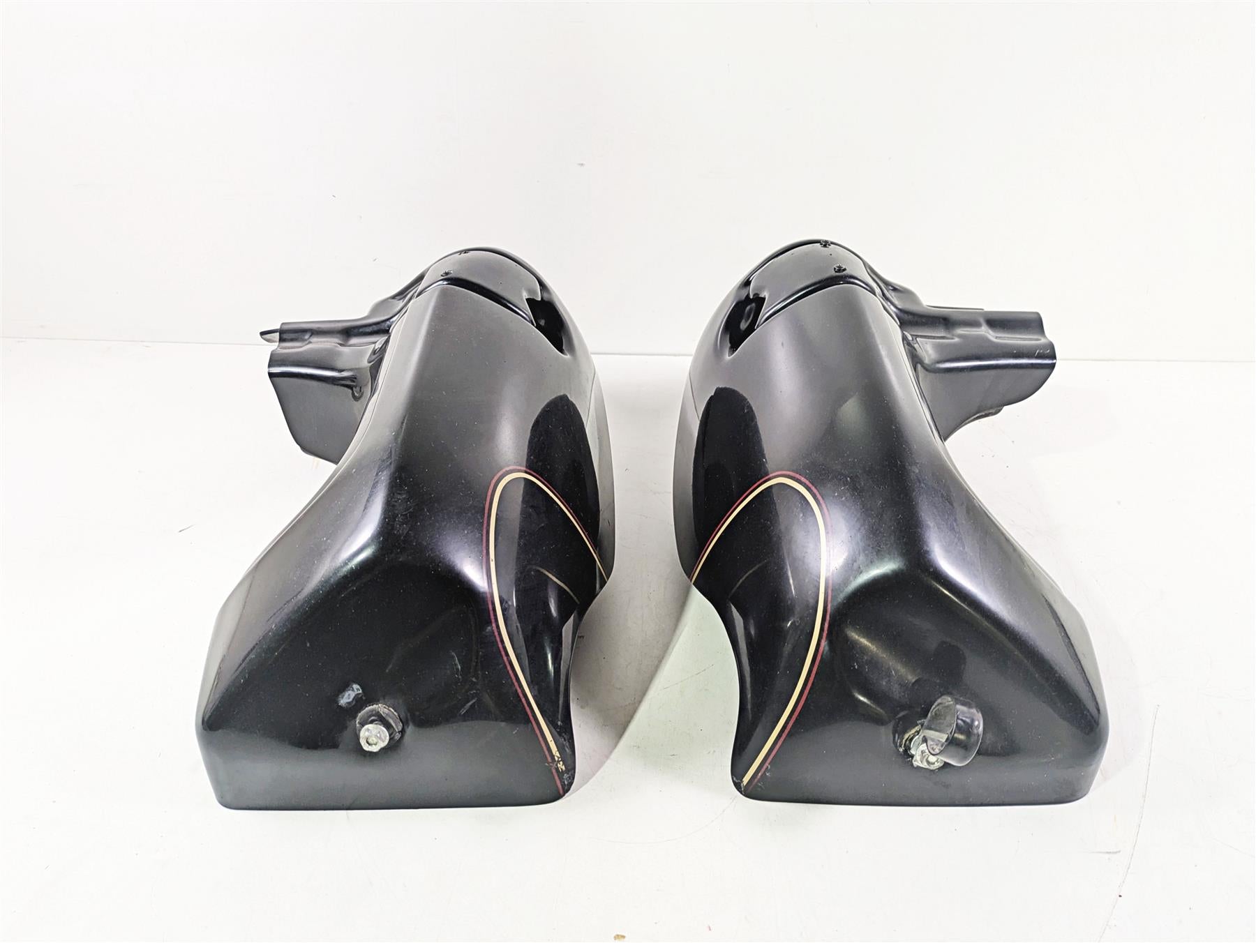 1996 Harley Touring FLHTCUI Electra Glide Lower Leg Fairing Cover Set 58491-88 {{ shop.shopifyCountryName }} - Mototech271