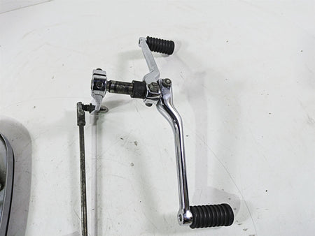 2017 Harley Touring FLTRXS Road Glide Left Front Floor Board & Shifter 50688-04 {{ shop.shopifyCountryName }} - Mototech271