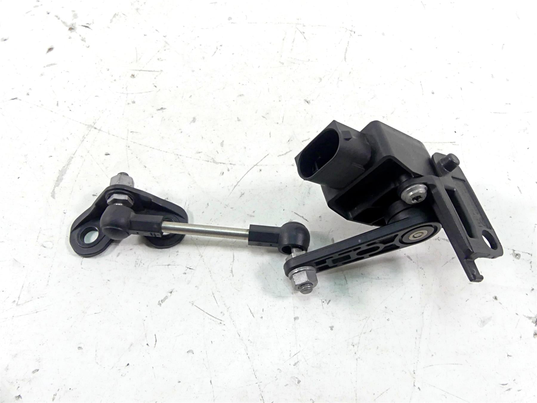 2018 BMW S1000RR K46 Rear Suspension Shock Level Leveling Sensor 37146870000 {{ shop.shopifyCountryName }} - Mototech271