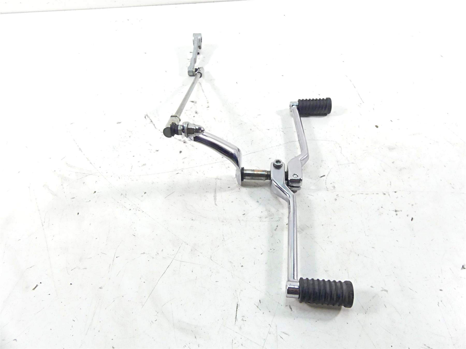 2011 Harley Softail FLSTF Fat Boy Heel Toe Shifter Set -Read 33895-82E {{ shop.shopifyCountryName }} - Mototech271