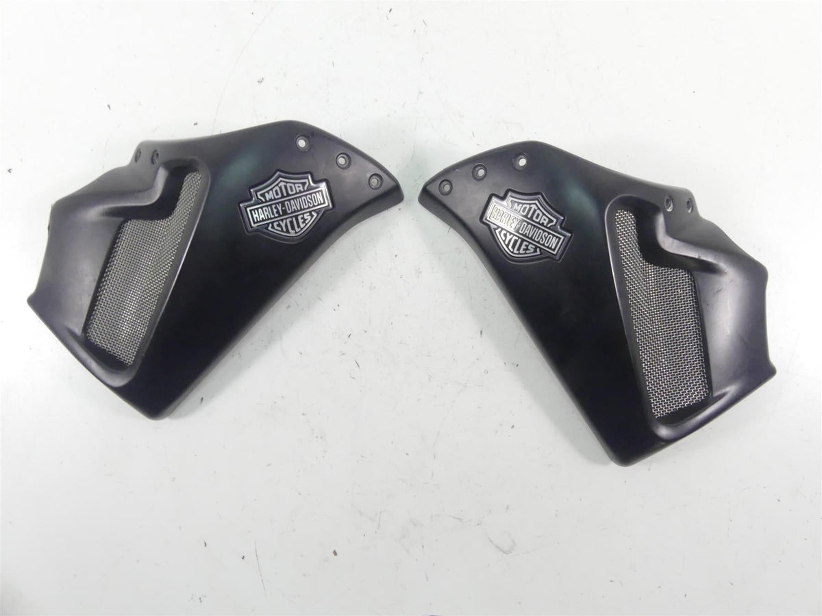2012 Harley VRSCF Muscle Rod Neck Upper Side Cover Fairing Set 66469-09 66468-09 {{ shop.shopifyCountryName }} - Mototech271