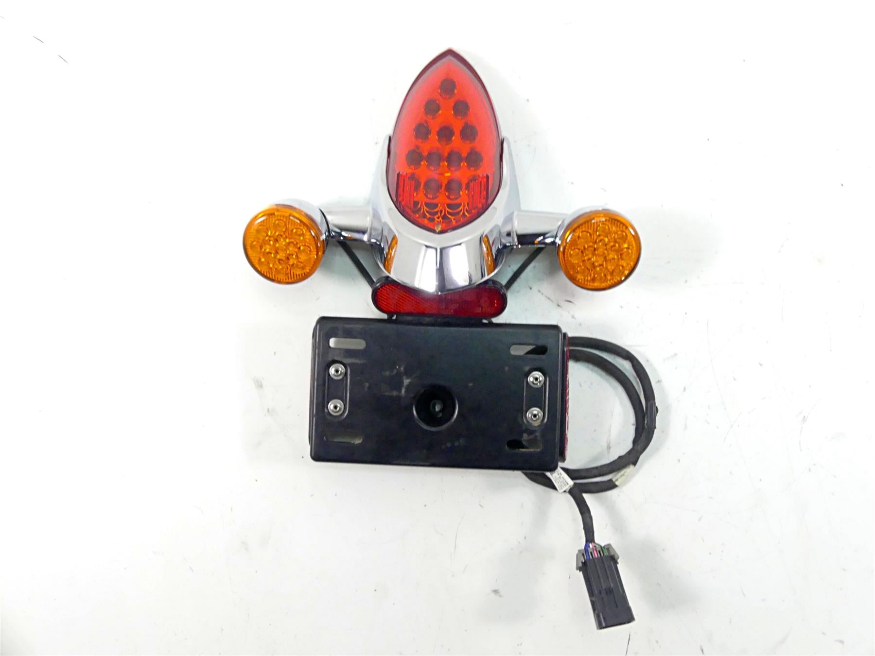 2019 Indian Chieftain Classic Rear Taillight Blinker Plate Holder Set 2412442 {{ shop.shopifyCountryName }} - Mototech271
