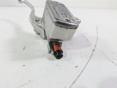 2002 Honda V-Twin VTX1800 C Front Brake Master Cylinder 45510-MZ0-A41 {{ shop.shopifyCountryName }} - Mototech271
