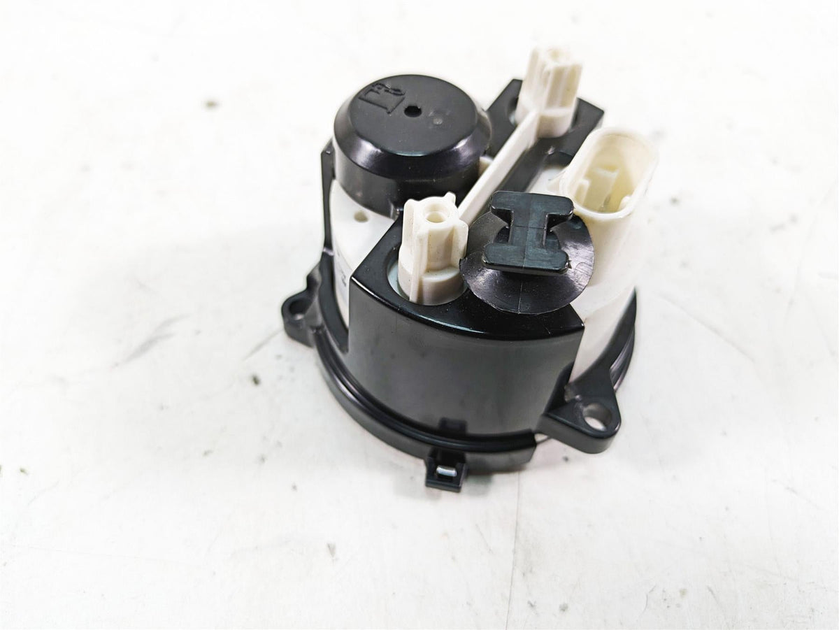 2015 Harley Touring FLHXS Street Glide Fuel Gas Petrol Level Gauge 70900163 {{ shop.shopifyCountryName }} - Mototech271