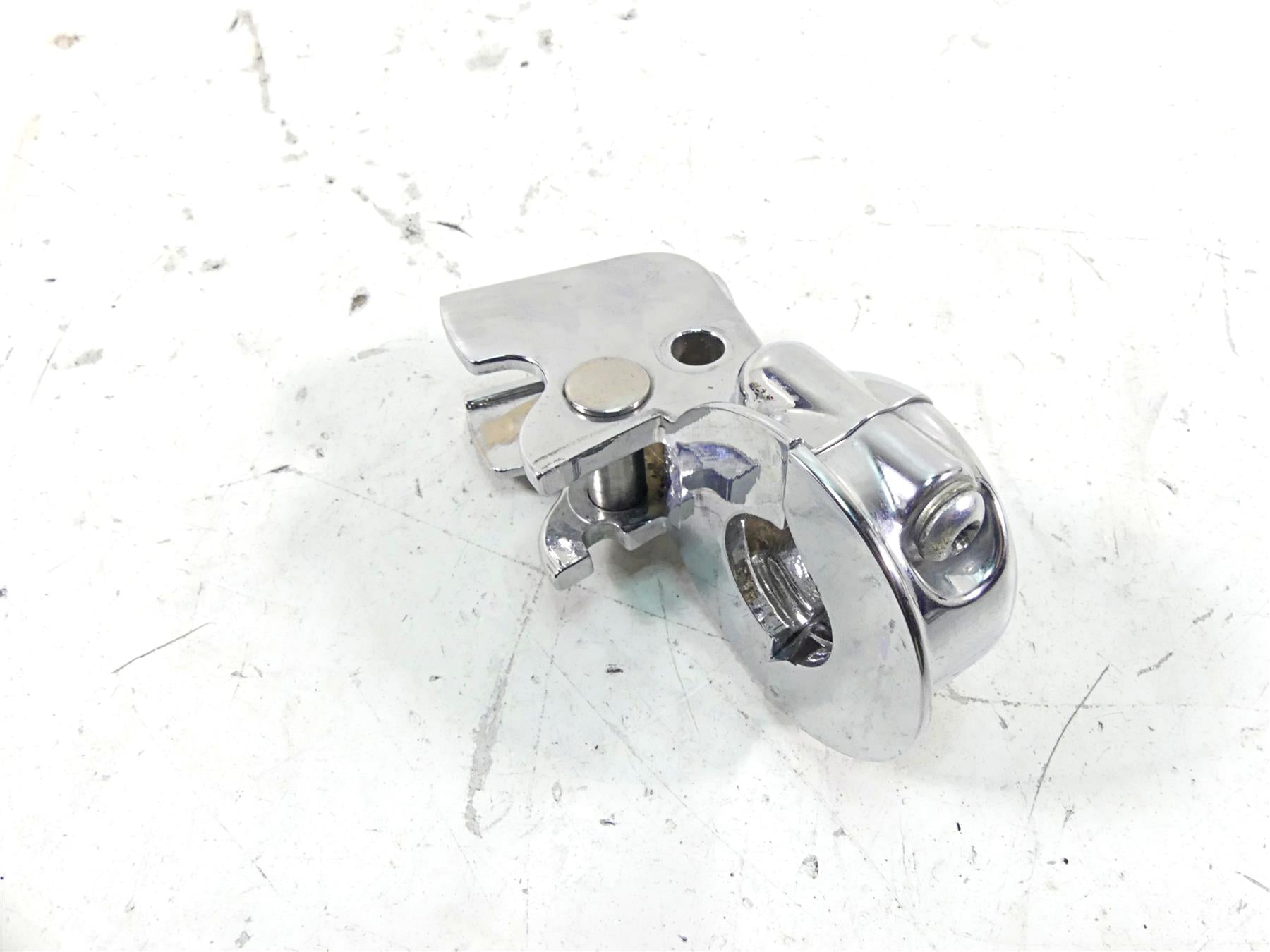 2006 Harley Softail FXSTSI Springer Nice Chrome Clutch Perch 38608-96 {{ shop.shopifyCountryName }} - Mototech271