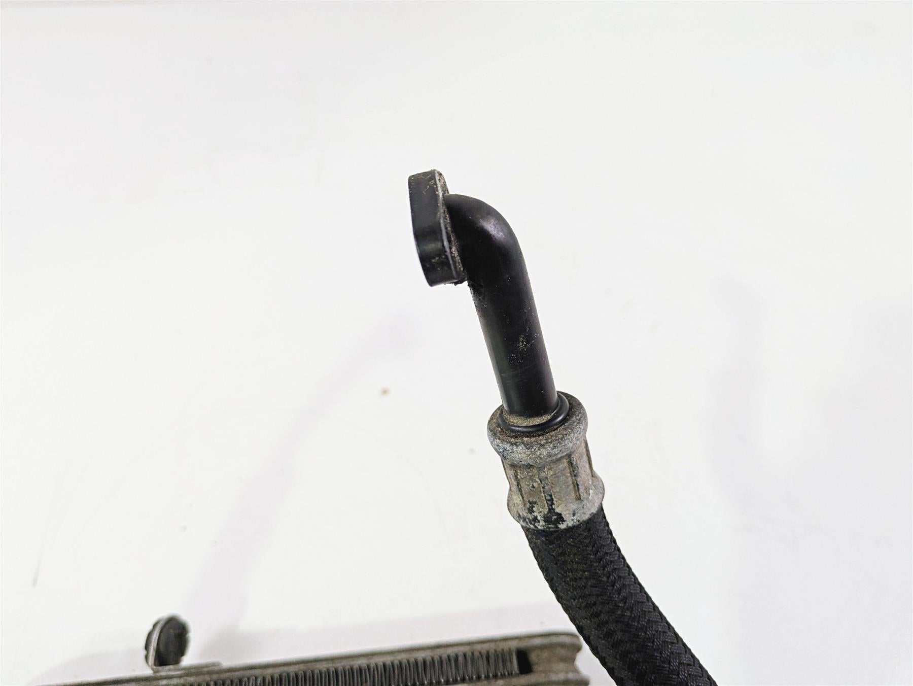 2006 Suzuki GSXR1000 K6 Oil Cooler & Lines - Read 16600-40F10 {{ shop.shopifyCountryName }} - Mototech271