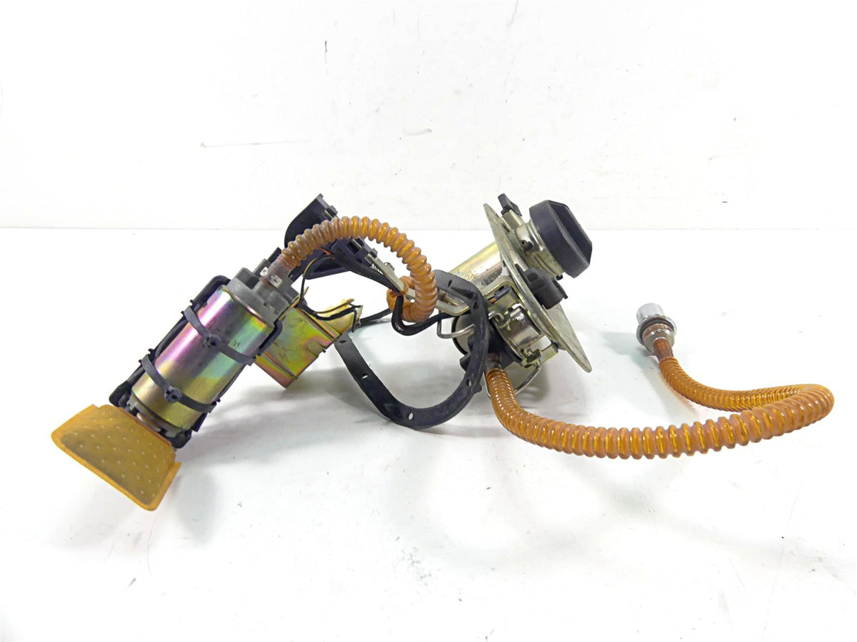 2004 Harley Touring FLHTCUI Electra Glide Fuel Gas Petrol Pump -Tested 75126-02 {{ shop.shopifyCountryName }} - Mototech271