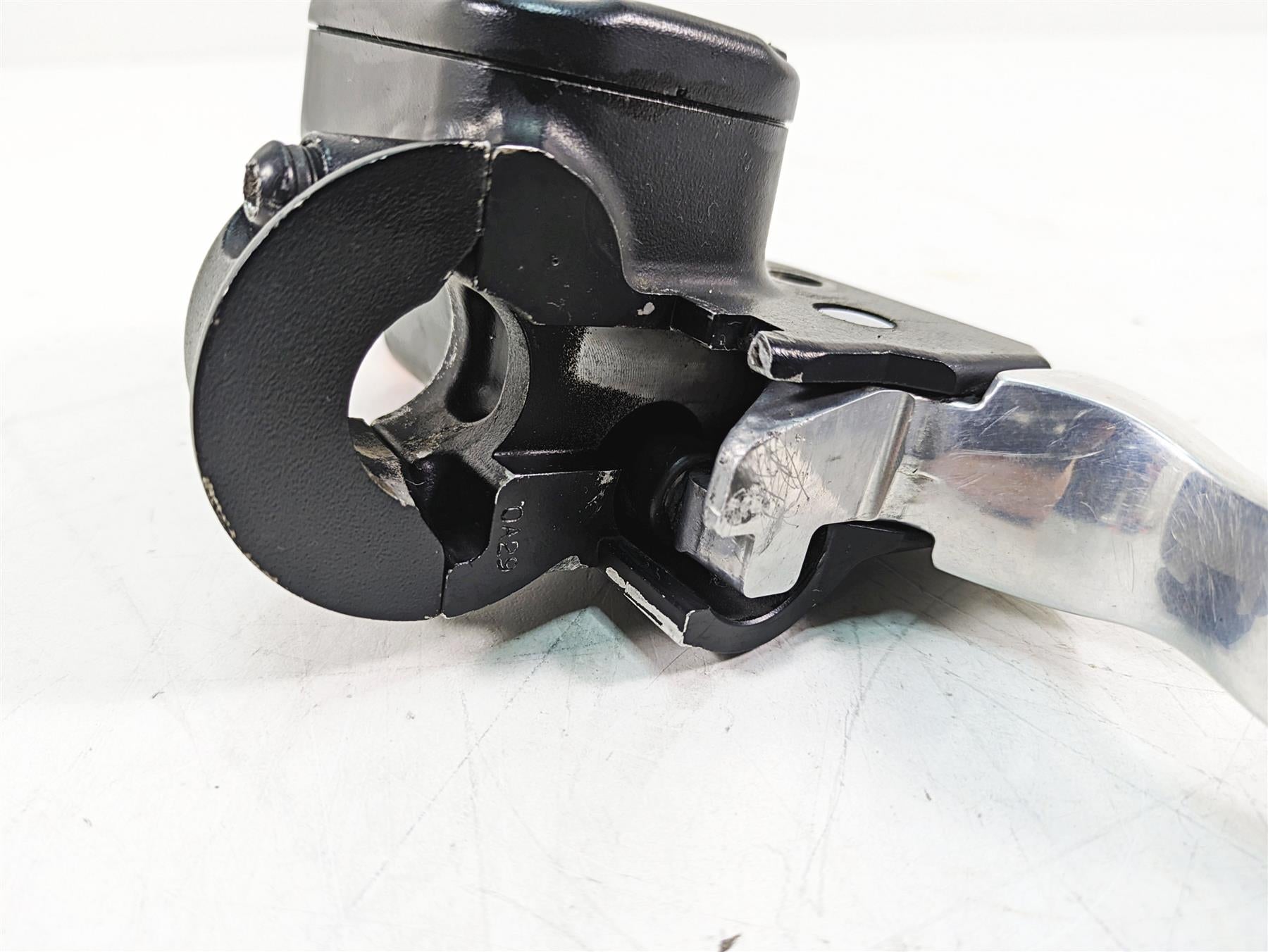 2020 Harley Softail FXBB Street Bob Front Brake Master Cylinder 1/2" 41700233 {{ shop.shopifyCountryName }} - Mototech271