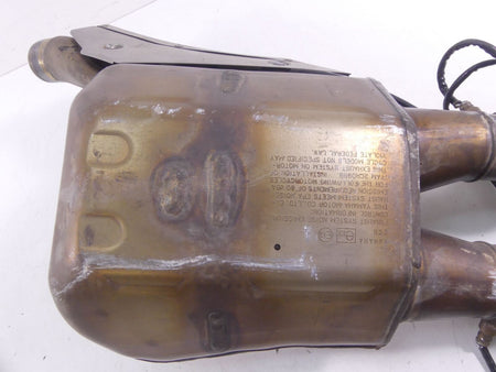 2015 Yamaha YZF-R1M Exhaust Pipe Mid Chamber & Servo Motor 2CR-14730-00-00 {{ shop.shopifyCountryName }} - Mototech271