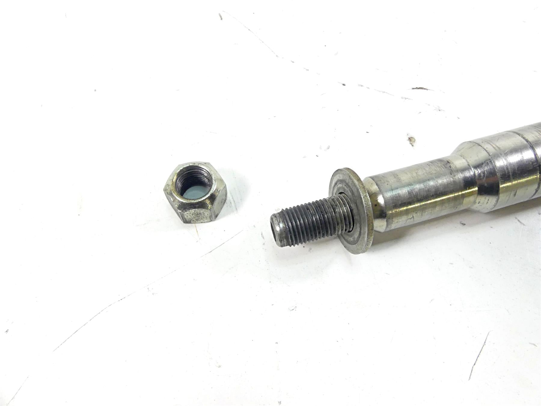 2007 Harley Touring FLHRC Road King Front Axle Wheel Spindle 1" 43364-00 {{ shop.shopifyCountryName }} - Mototech271