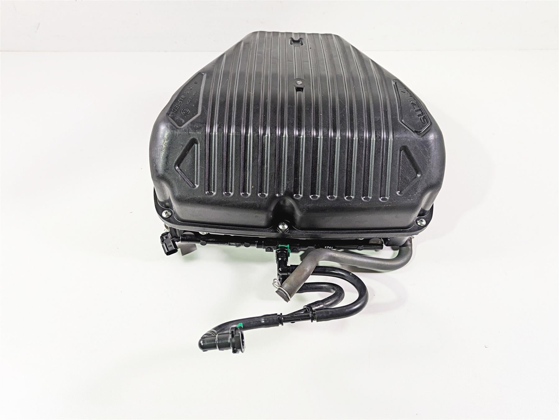 2023 Suzuki GSX1300 RR Hayabusa Air Cleaner Breather Filter Set 13720-10L00 {{ shop.shopifyCountryName }} - Mototech271