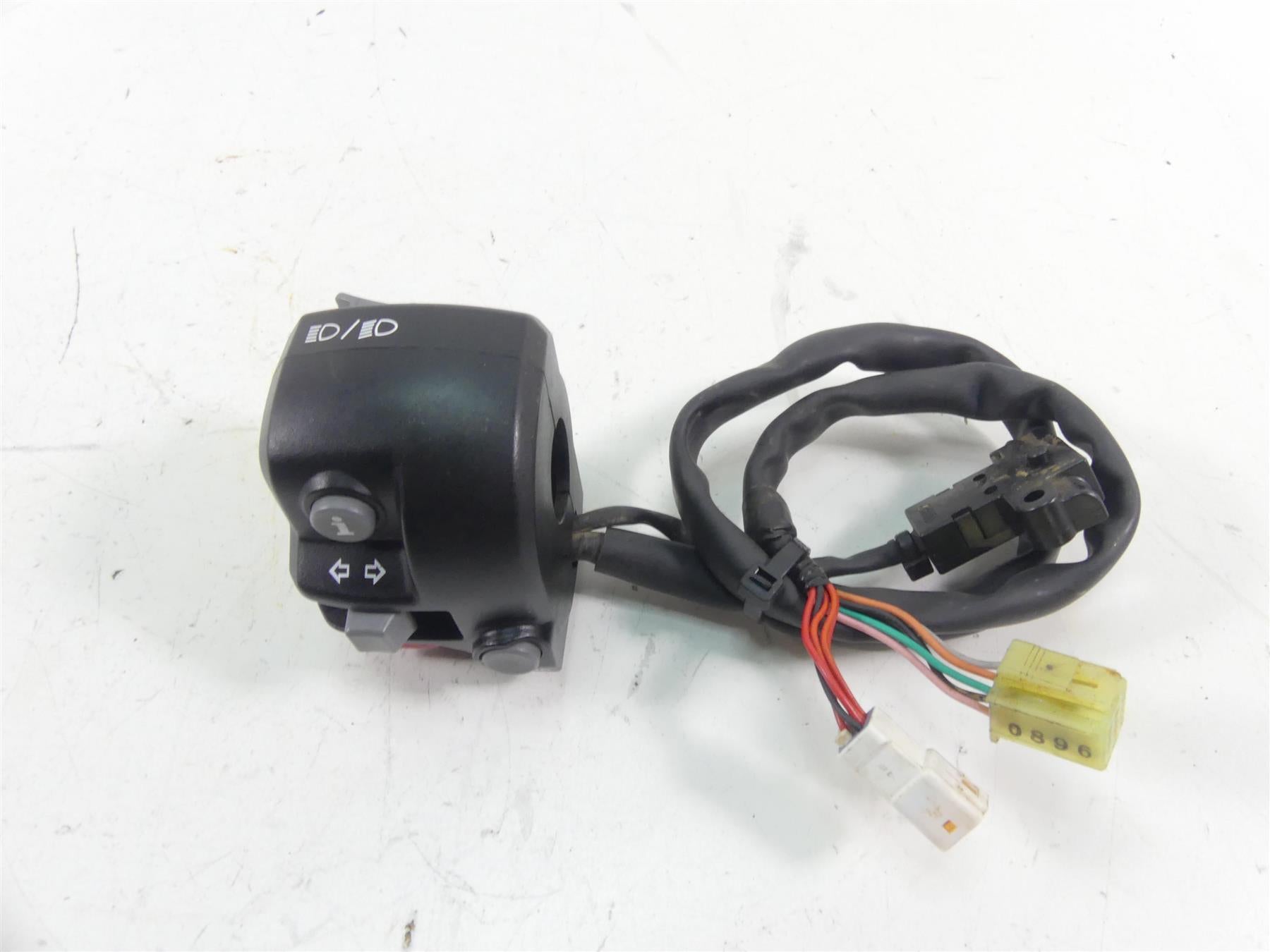 2017 Triumph Thruxton 1200 R Left Turn Signal Lights Control Switch T2043437