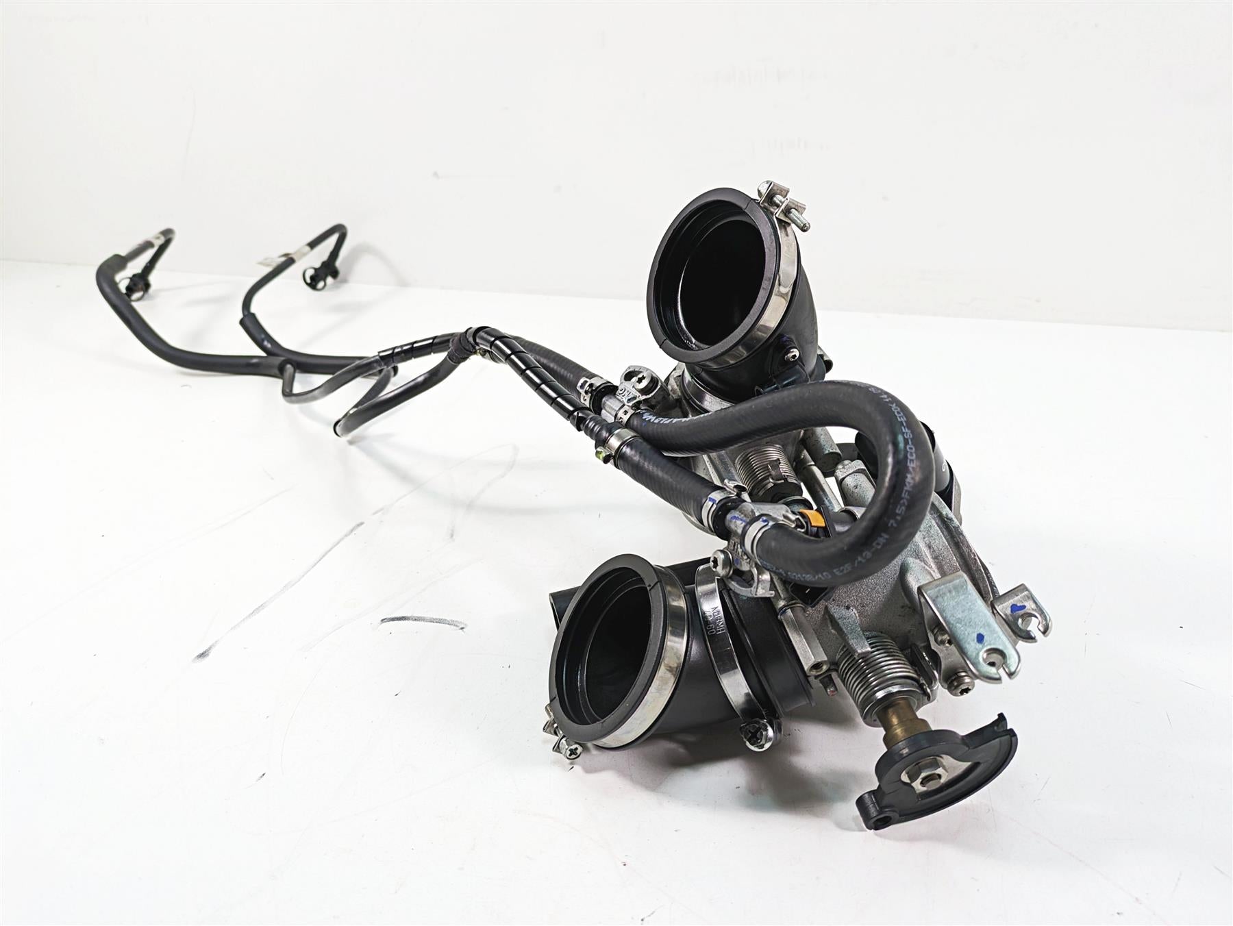 2011 Ducati Hypermotard 1100 Evo SP Throttle Body Bodies Fuel Injector 28240851A