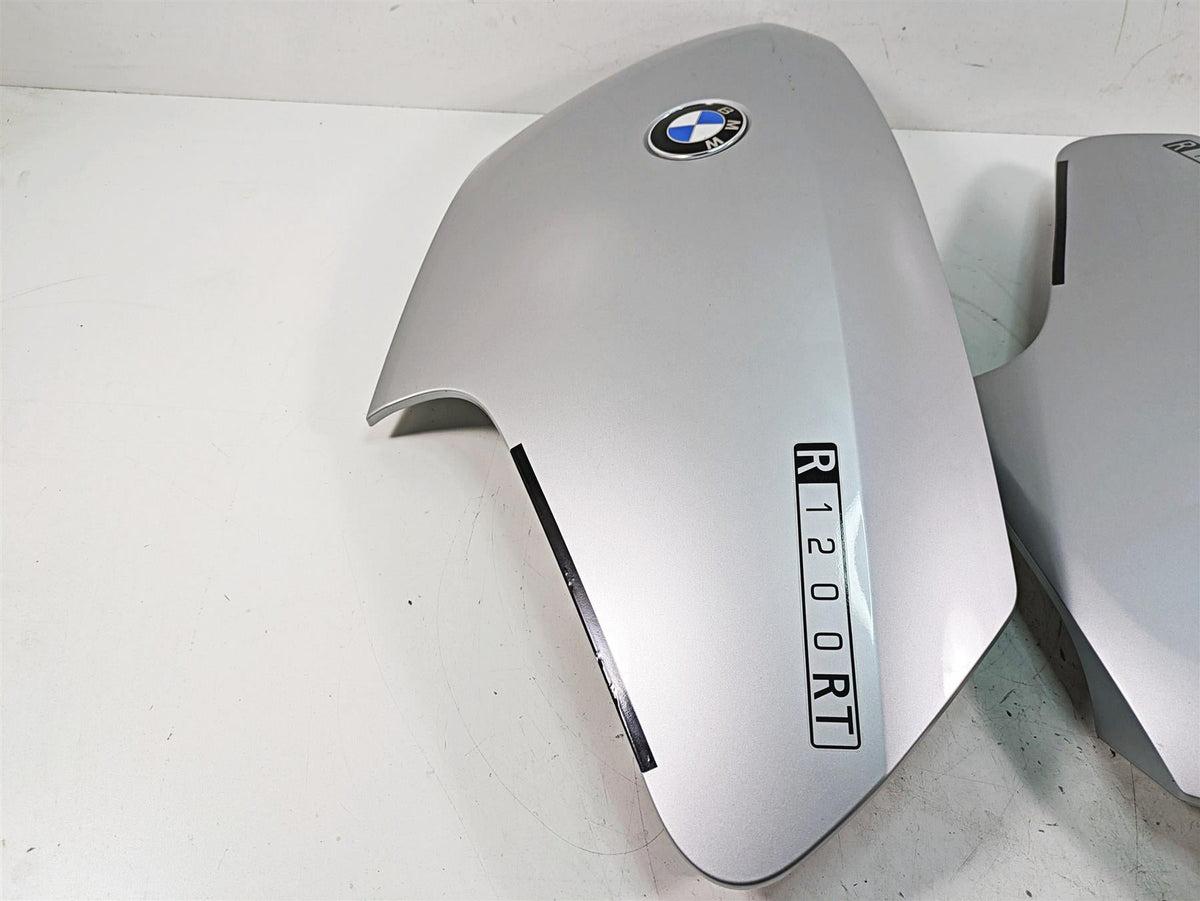 2007 BMW R1200RT K26 Upper Side Emblem Panel Set 46637682941 46637682942 {{ shop.shopifyCountryName }} - Mototech271