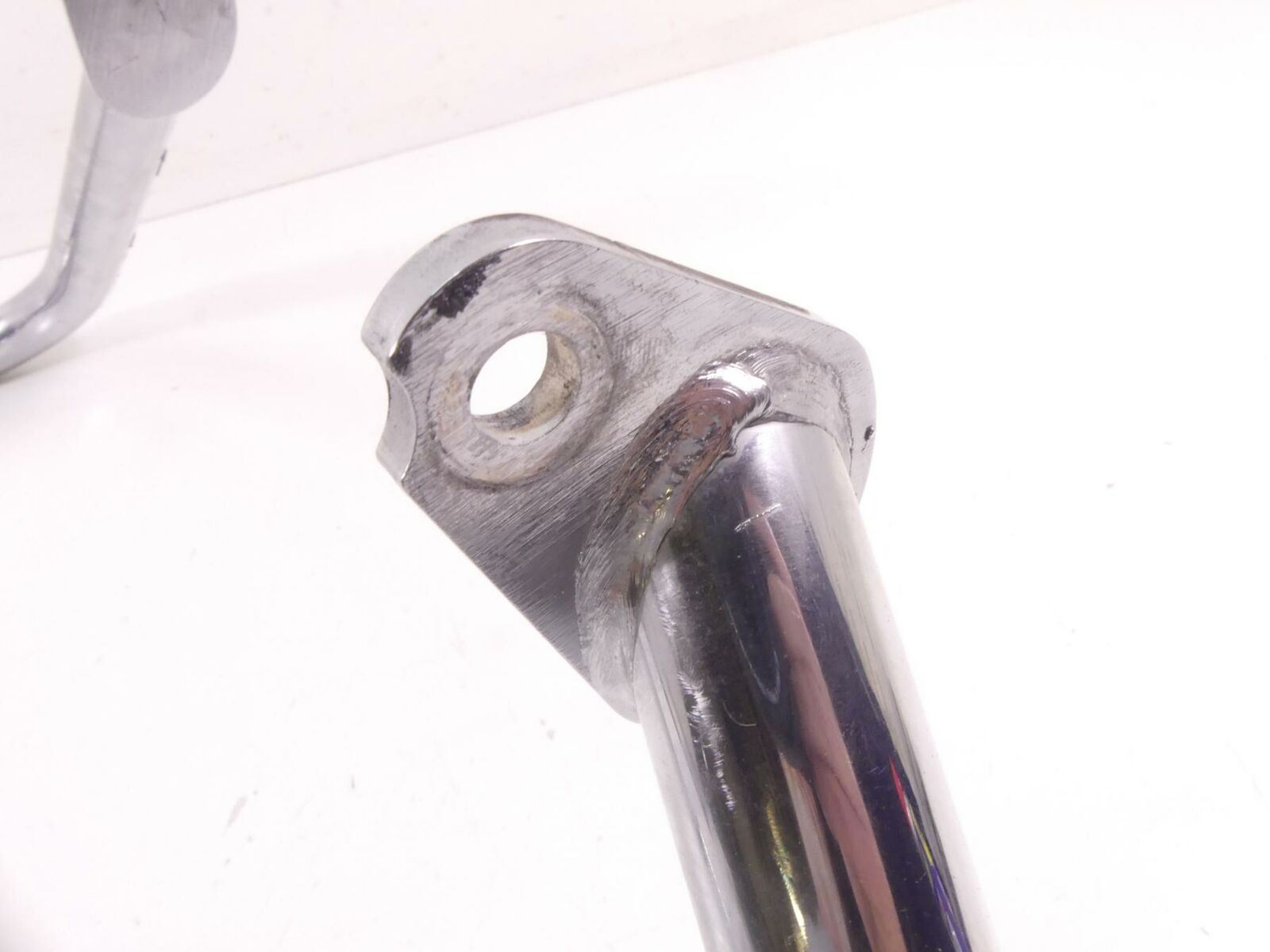 2005 Harley Touring CVO FLHTCSE Electra Glide Engine Frame Guard 49184-97 {{ shop.shopifyCountryName }} - Mototech271