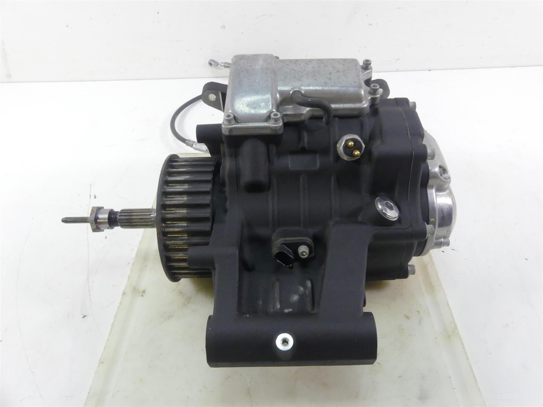 2016 Harley FLS Softail Slim 6 Speed Transmission Gear Box 6K Only 33012-10A {{ shop.shopifyCountryName }} - Mototech271