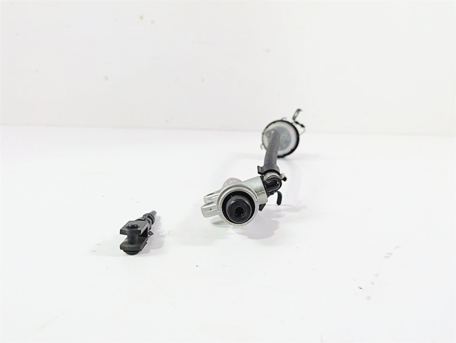 2018 BMW R nineT Urban GS K33 Rear Brembo Brake Master Cylinder 34318529423 {{ shop.shopifyCountryName }} - Mototech271
