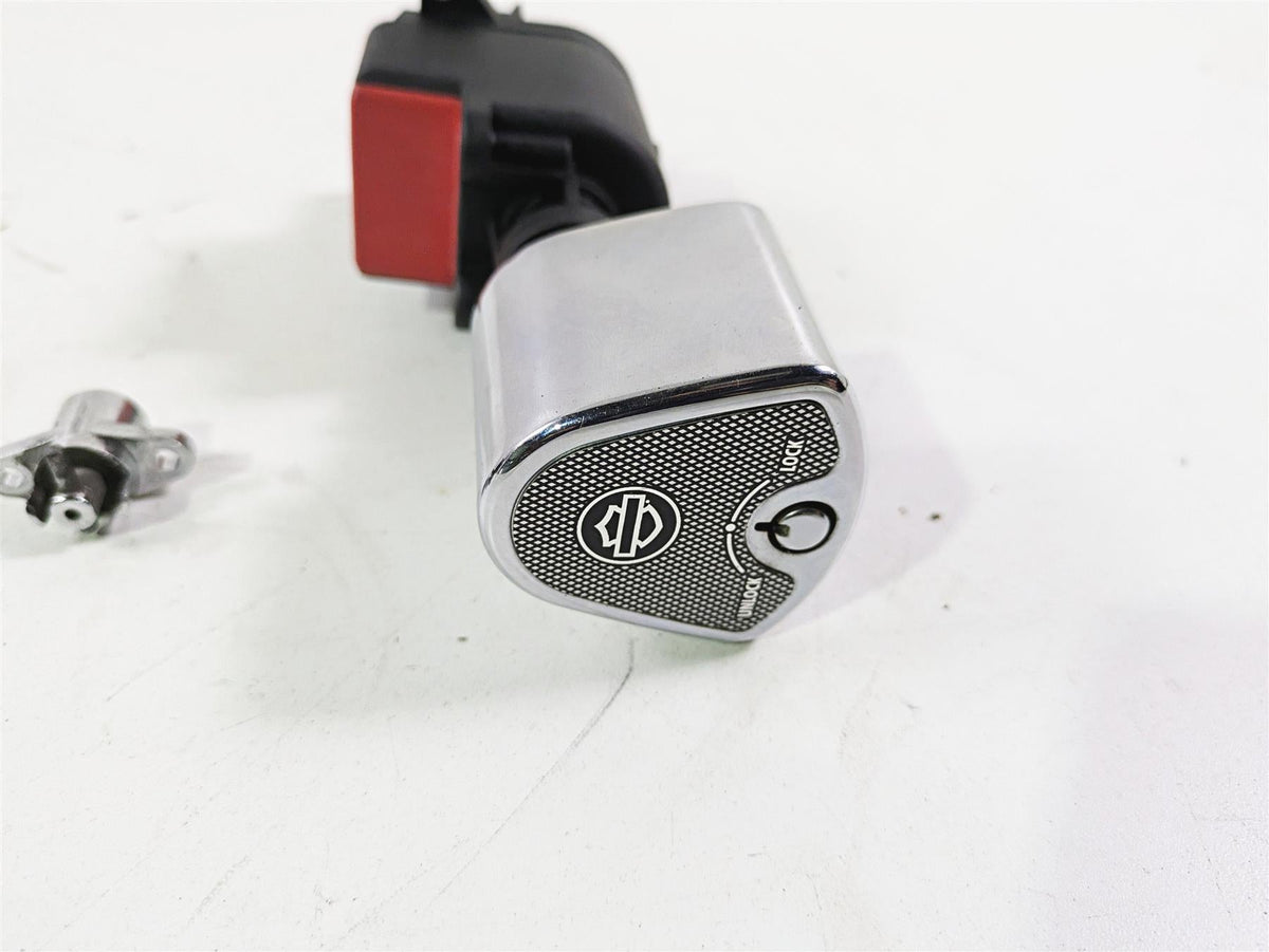 2011 Harley Touring FLHTCUSE CVO E-Glide Ignition Switch Power Lock 76611-10 {{ shop.shopifyCountryName }} - Mototech271